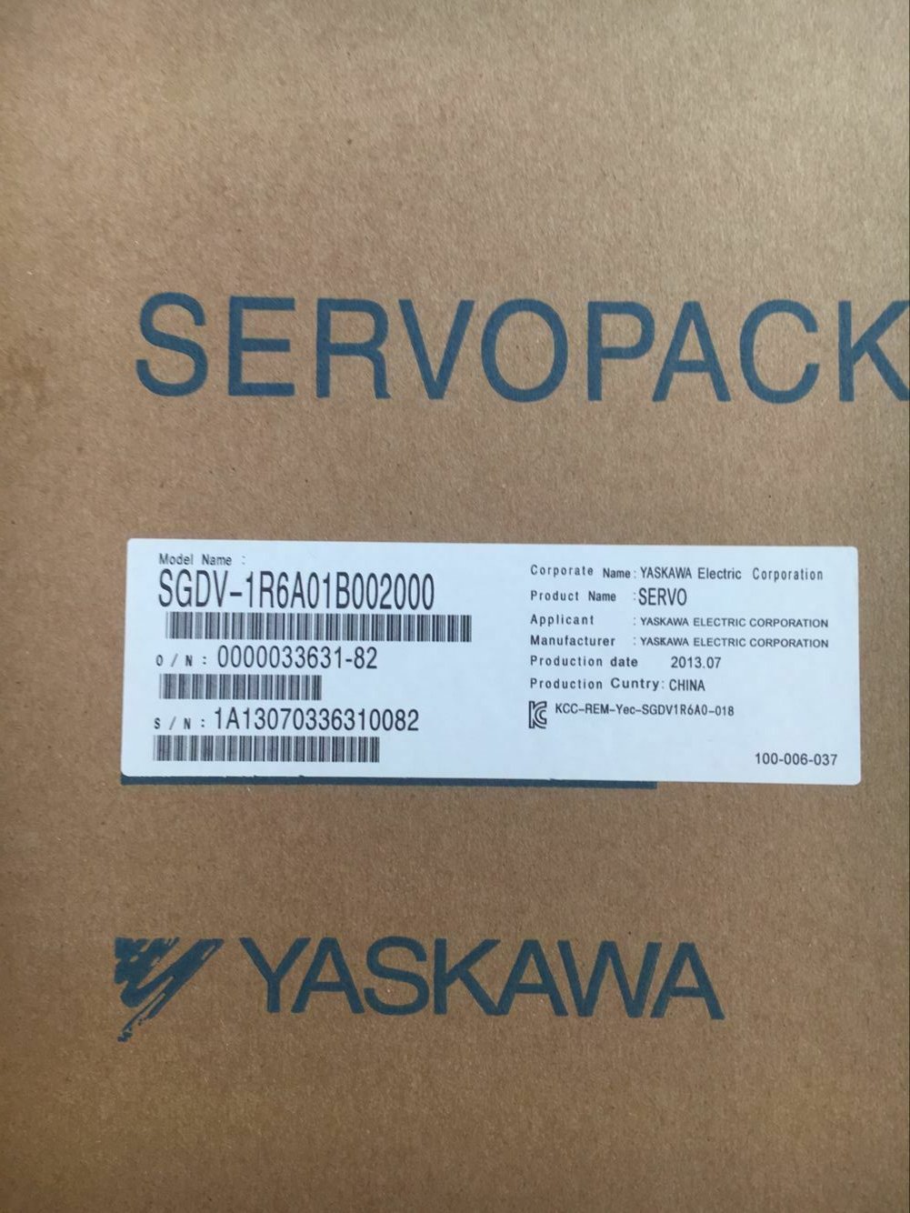 YASKAWA SERVO DRIVER SGDV-1R6A01B SGDV-1R6A01B002000 NEW FREE EXPEDITED SHIPPING