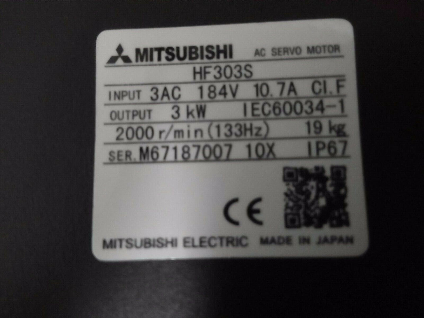 MITSUBISHI SERVO MOTOR HF303S-A48 HF303SA48 HF303S NEW FREE EXPEDITED SHIPPING