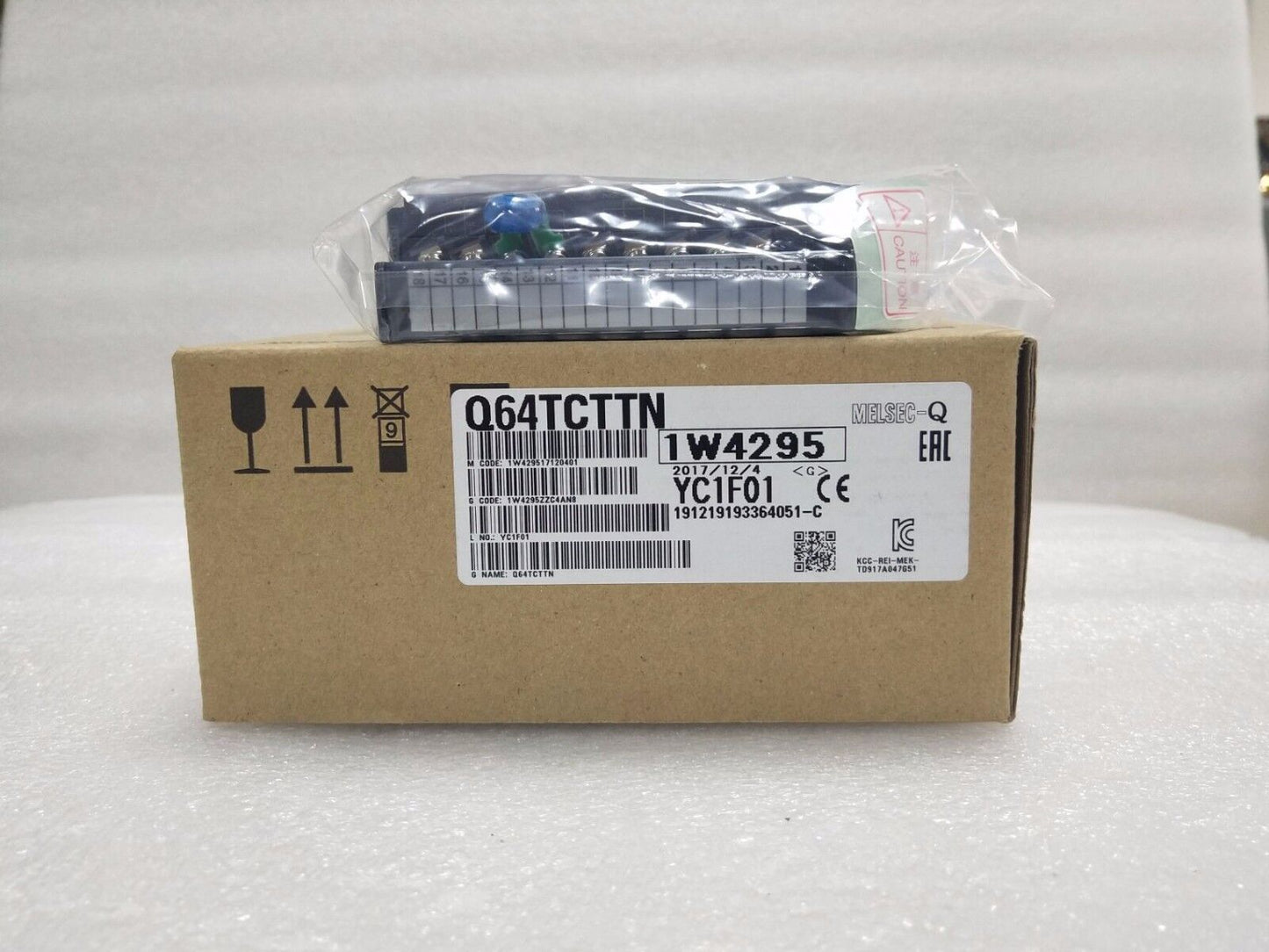 1PC NEW MITSUBISHI Q64TCTTN TEMPERATURE CONTROL UNIT Q64TCTTN EXPEDITED SHIP