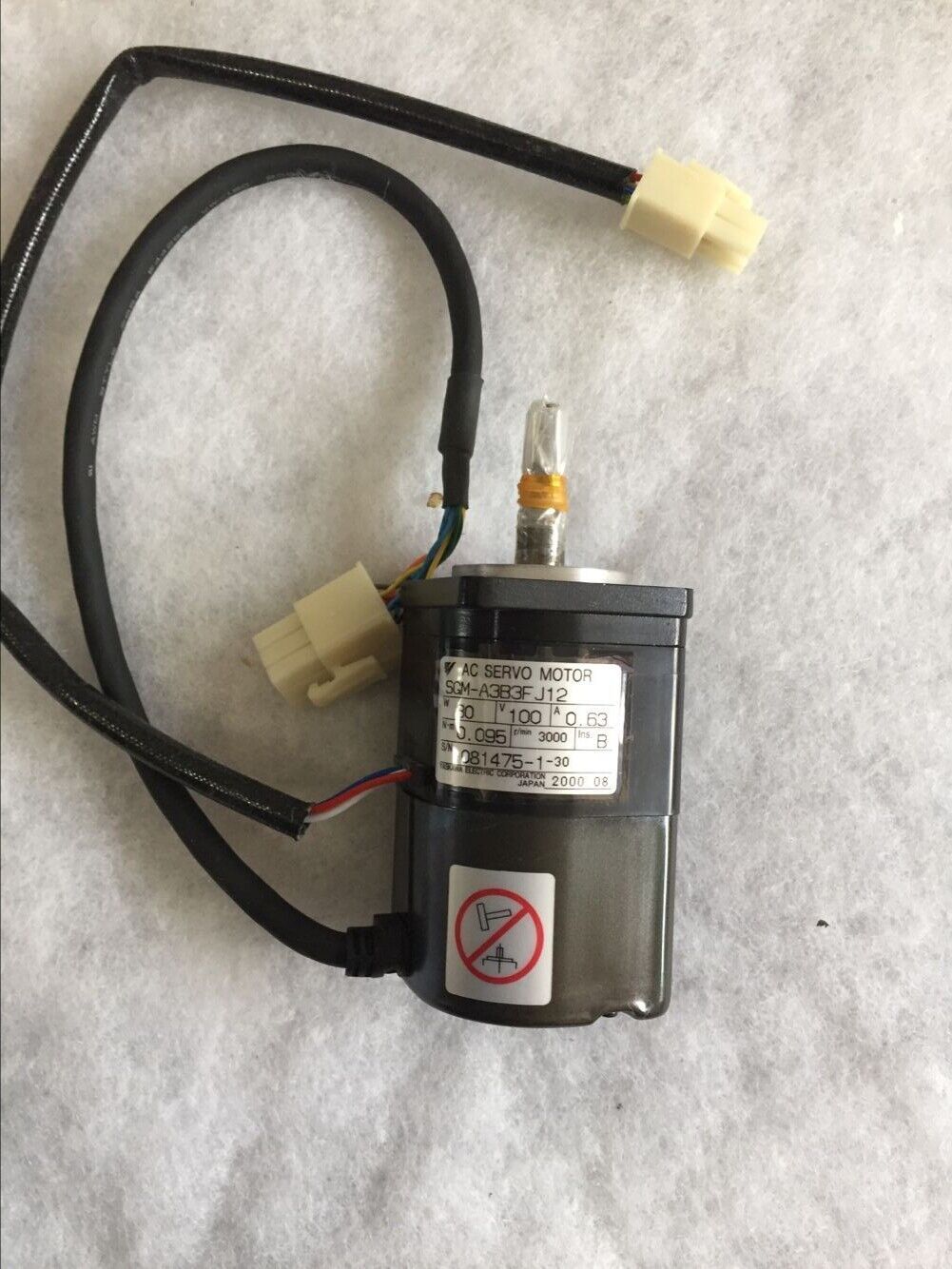 1PC YASKAWA AC SERVO MOTOR SGM-A3B3FJ12 NEW ORIGINAL FREE EXPEDITED SHIPPING