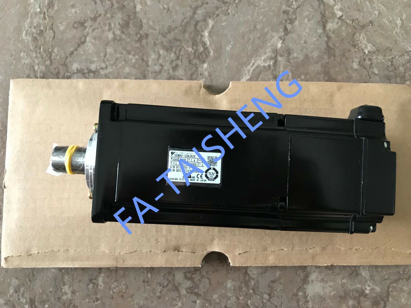 NEW YASKAWA AC SERVO MOTOR SGMAV-10A3A2E SGMAV10A3A2E FREE EXPEDITED SHIPPING