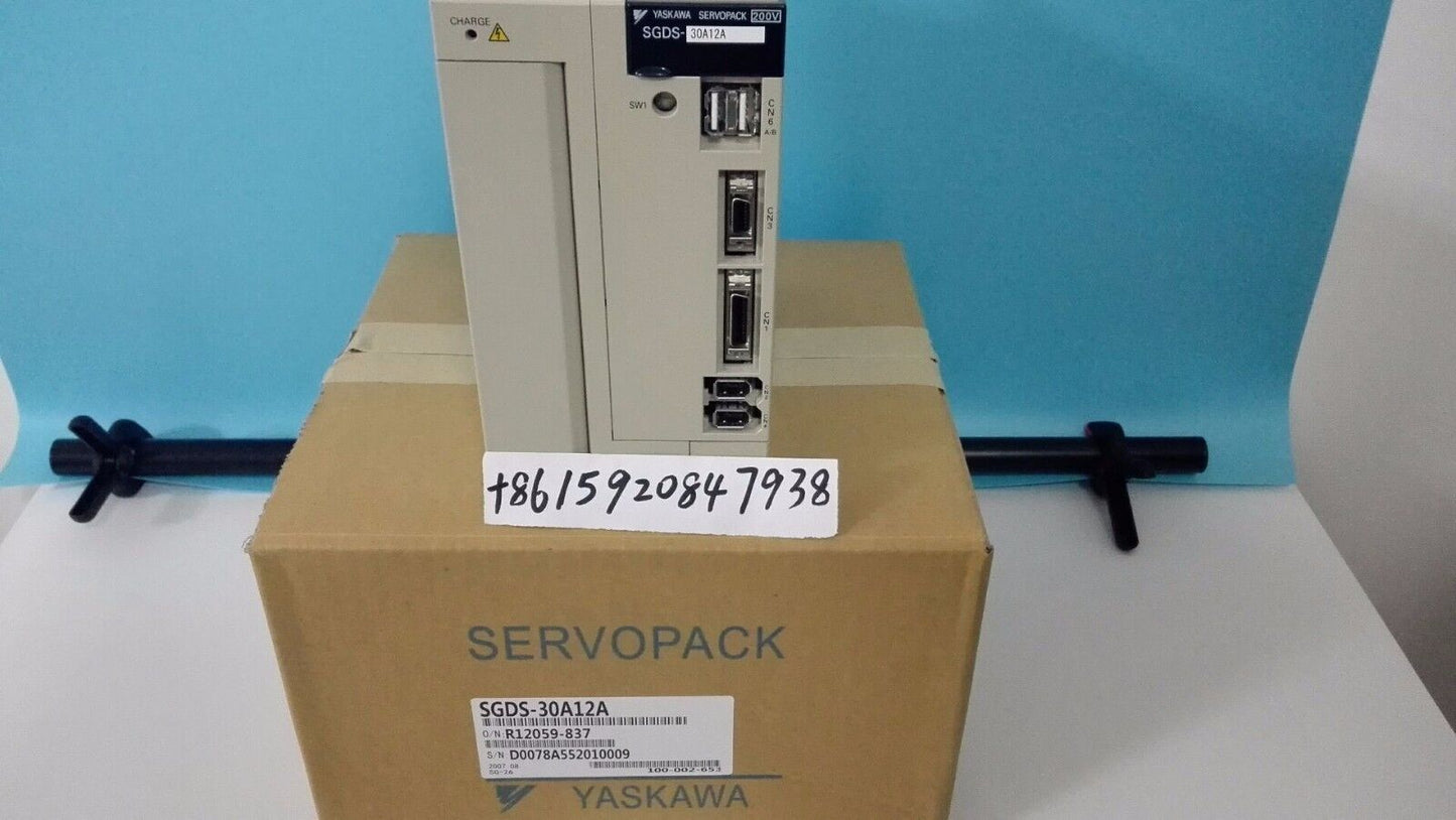 1PC NEW ORIGINAL YASKAWA AC SERVO DRIVER SGDS-30A12A SGDS30A12A FREE SHIPPING