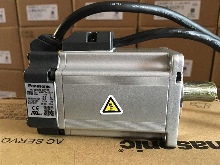 NEW IN BOX PANASONIC AC SERVO MOTOR MSMD042S1A FREE EXPEDITED SHIPPING