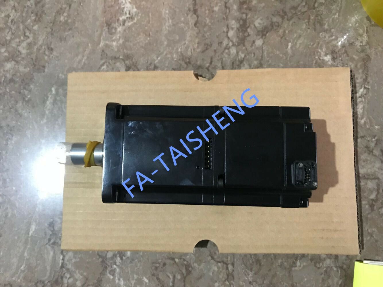 1PC YASKAWA AC SERVO MOTOR SGMJV-08ADL2C NEW FREE EXPEDITED SHIPPING