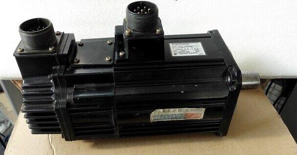 NEW YASKAWA AC SERVO MOTOR SGMS-15A6AAB SGMS15A6AAB FREE EXPEDITED SHIPPING