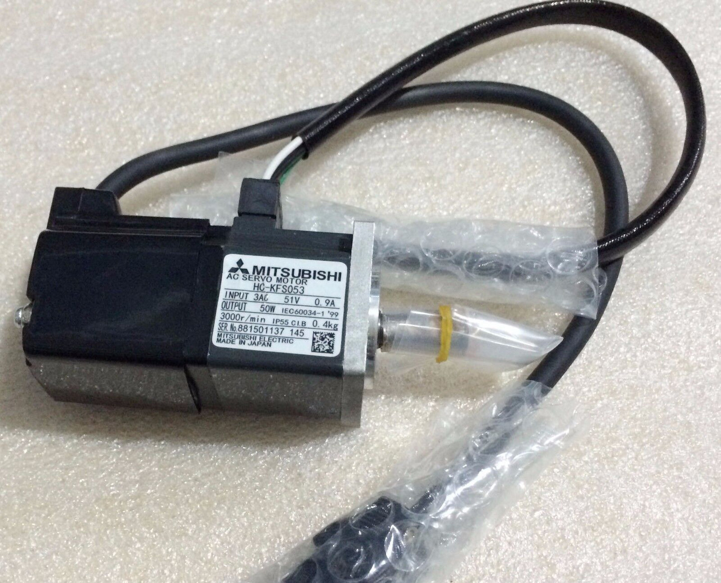 MITSUBISHI AC SERVO MOTOR HC-KFS053  NEW ORIGINAL FREE EXPEDITED SHIPPING