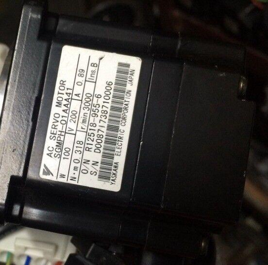 NEW ORIGINAL YASKAWA AC SERVO MOTOR SGMPH-01AAA41 FREE EXPEDITED SHIPPING