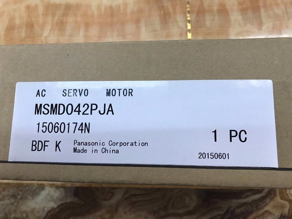 PANASONIC AC SERVO MOTOR MSMD042PJA NEW FREE EXPEDITED SHIPPING