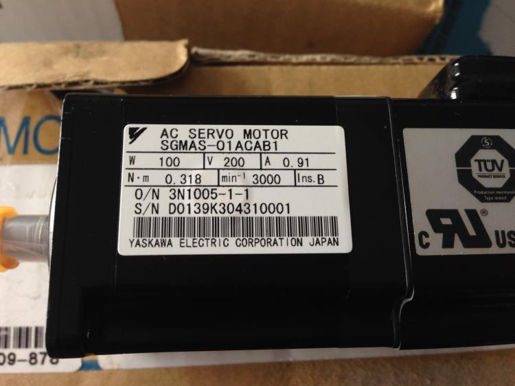 NEW YASKAWA AC SERVO MOTOR SGMAS-01ACAB1 SGMAS01ACAB1 FREE EXPEDITED SHIPPING