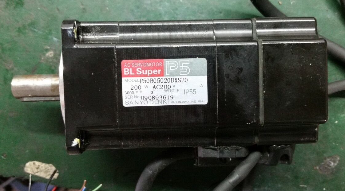 USED SANYO DENKI P50B05020DXS20 SERVO MOTOR P50B05020DXS20 EXPEDITED SHIPPING