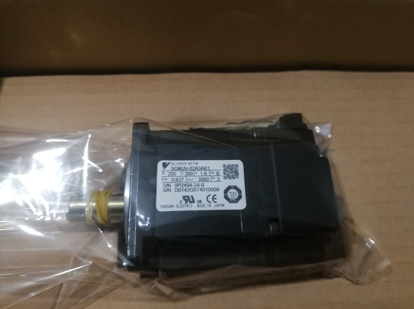 YASKAWA AC SERVO MOTOR SGMJV-02A3A61 SGMJV02A3A61 NEW FREE EXPEDITED SHIPPING