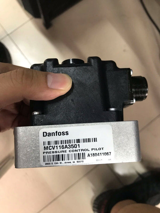 DANFOSS CONTROL VALVE MCV116A3501 NEW ORIGINAL EXPEDITED SHIPPING