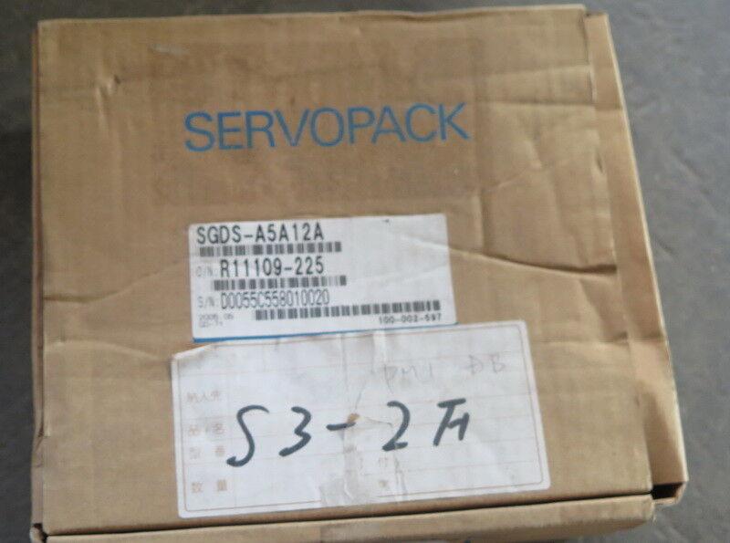 NEW ORIGINAL YASKAWA AC SERVO DRIVER SGDS-A5A12A SGDSA5A12A FREE SHIPPING