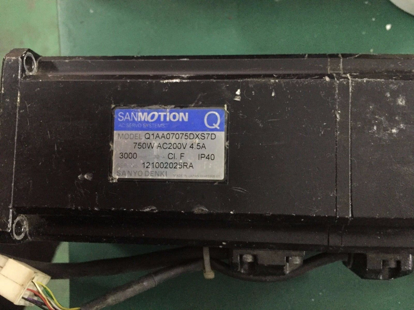 USED SANYO DENKI AC SERVO MOTOR Q1AA07075DXS7D FREE EXPEDITED SHIPPING