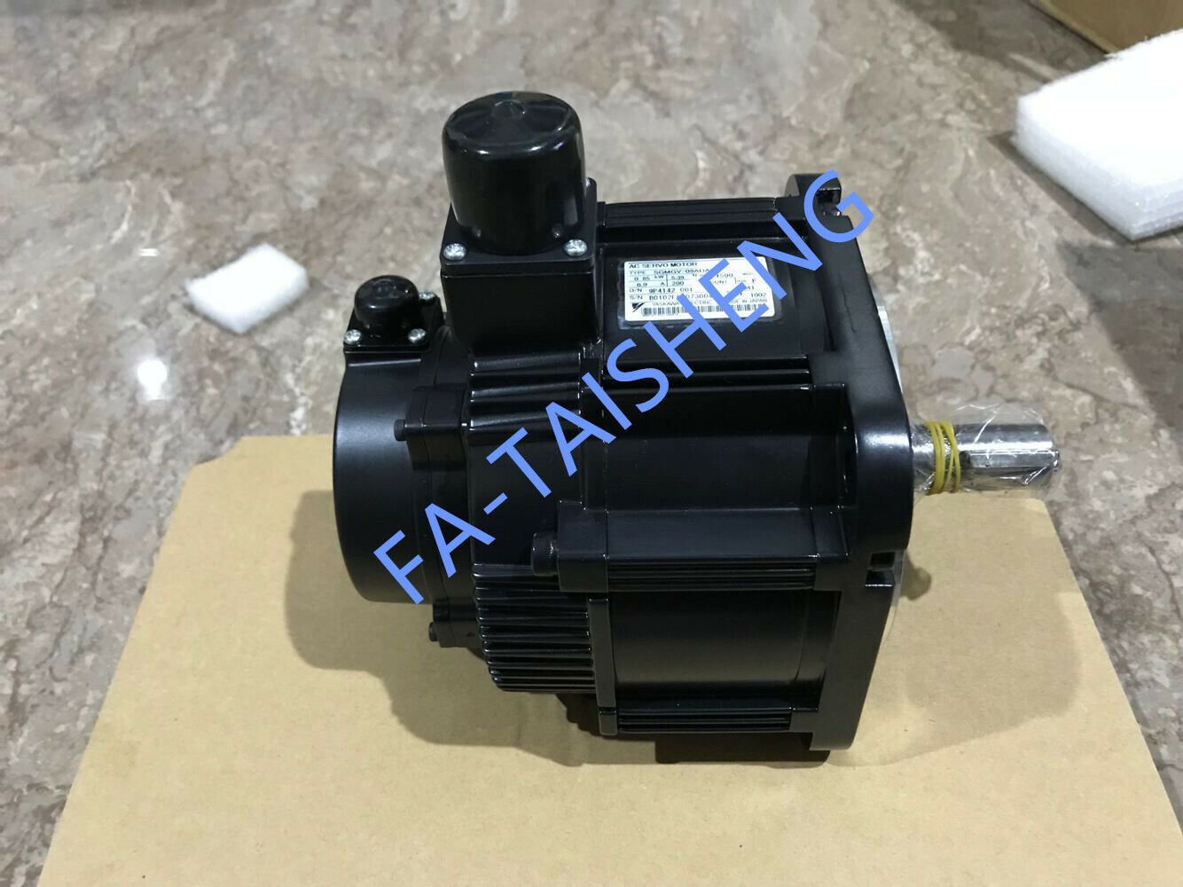 YASKAWA AC SERVO MOTOR SGMGV-09ADA61 SGMGV09ADA61 NEW FREE EXPEDITED SHIPPING