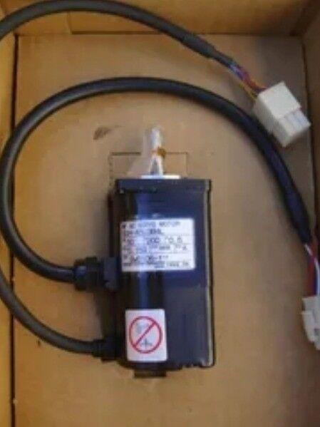 1PC YASKAWA AC SERVO MOTOR SGM-A5B312  NEW ORIGINAL FREE EXPEDITED SHIPPING