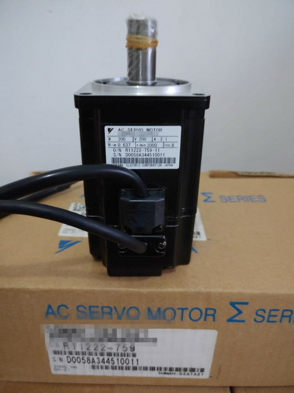 YASKAWA AC SERVO MOTOR SGMAH-02A1A-SM11 NEW FREE EXPEDITED SHIPPING