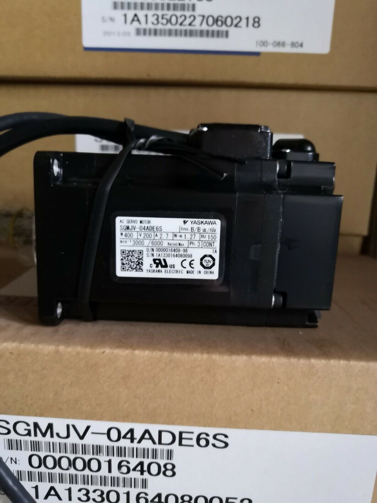 NEW YASKAWA AC SERVO MOTOR SGMJV-04ADE6S SGMJV04ADE6S FREE EXPEDITED SHIPPING