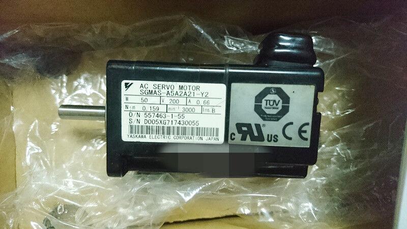 1PC YASKAWA AC SERVO MOTOR  SGMAS-A5A2A21-Y2  NEW FREE EXPEDITED SHIPPING