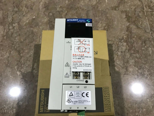 MITSUBISHI SERVO DRIVE MR-J2S-100A-S004 MRJ2S100AS004 NEW FREE EXPEDITED SHIPING