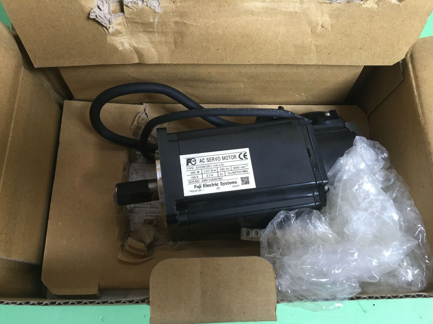 1PC FUJI AC SERVO MOTOR  GYS201DC1-SA-L05 NEW ORIGINAL EXPEDITED SHIPPING