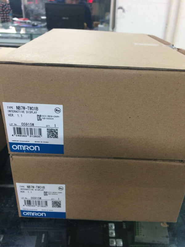 1PC NEW ORIGINAL OMRON TOUCH PANEL NB7W-TW01B NB7WTW01B EXPEDITED SHIPPING