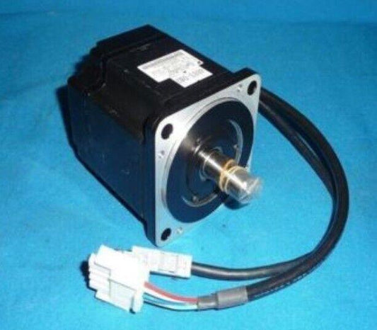 YASKAWA AC SERVO MOTOR SGMPH-04AAAG12B NEW ORIGINAL FREE EXPEDITED SHIPPING