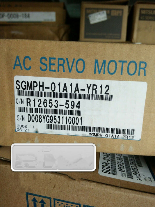 YASKAWA SERVO MOTOR SGMPH-01A1A-YR12 SGMPH01A1AYR12 NEW FREE EXPEDITED SHIPPING