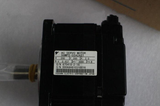 1PC YSAKAWA AC SERVO MOTOR SGMPS-02A2A21 NEW ORIGINAL FREE EXPEDITED SHIP