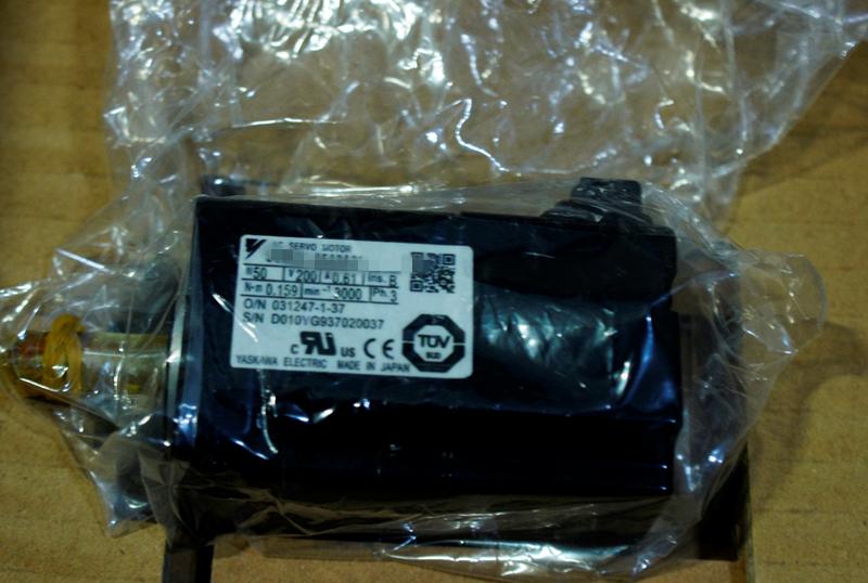 1PC YASKAWA AC SERVO MOTOR SGMJV-A5AAA6C NEW ORIGINAL FREE EXPEDITED SHIPPING