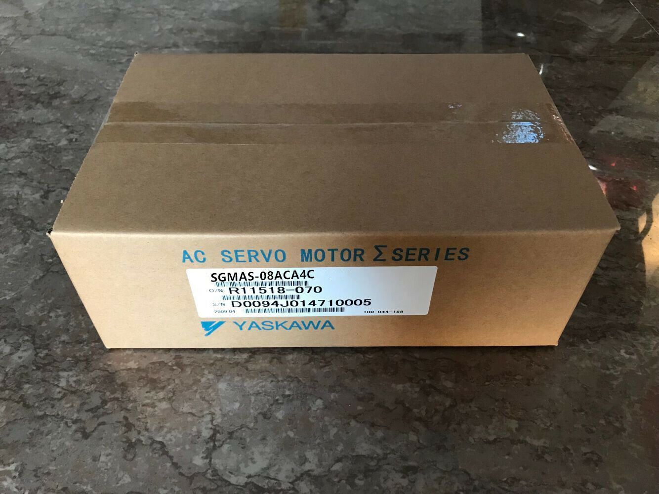 NEW YASKAWA AC SERVO MOTOR SGMAS-08ACA4C SGMAS08ACA4C EXPEDITED SHIPPING