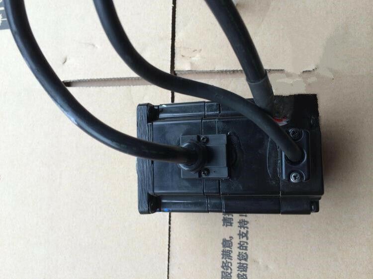 1PC YASKAWA AC SERVO MOTOR SGMPH-04A1A-YR41 NEW ORIGINAL FREE EXPEDITED SHIPPING