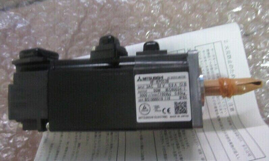 1PC MITSUBISHI SERVO MOTOR  HF-MP053B NEW ORIGINAL FREE EXPEDITED SHIPPING