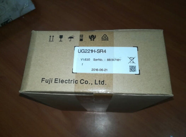 NEW FUJI UG221H-SR4 TOUCH PANEL UG221HSR4 EXPEDITED SHIPPING