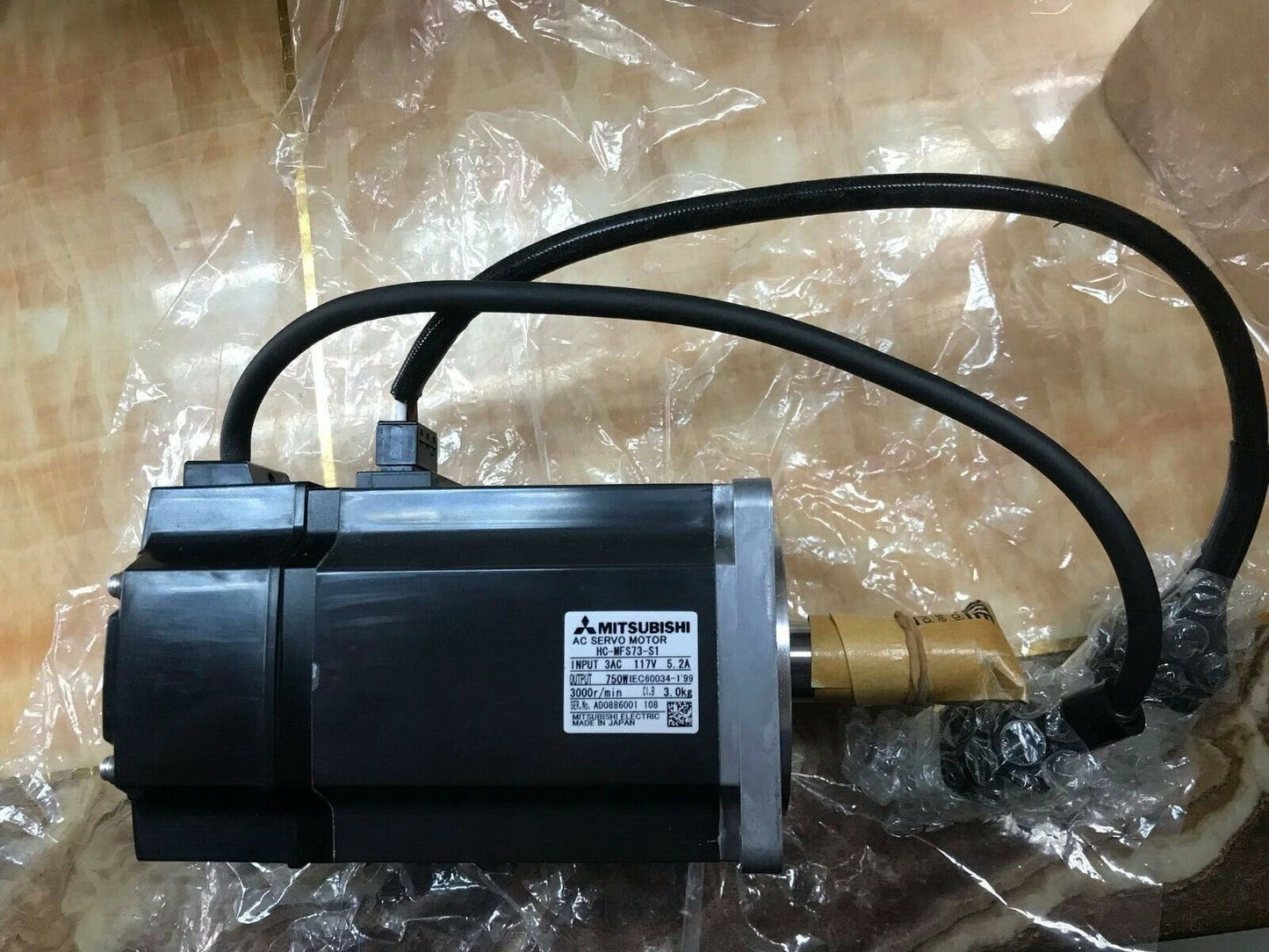 MITSUBISHI AC SERVO MOTOR HC-MFS73-S1 HCMFS73S1 NEW FREE EXPEDITED SHIPPING