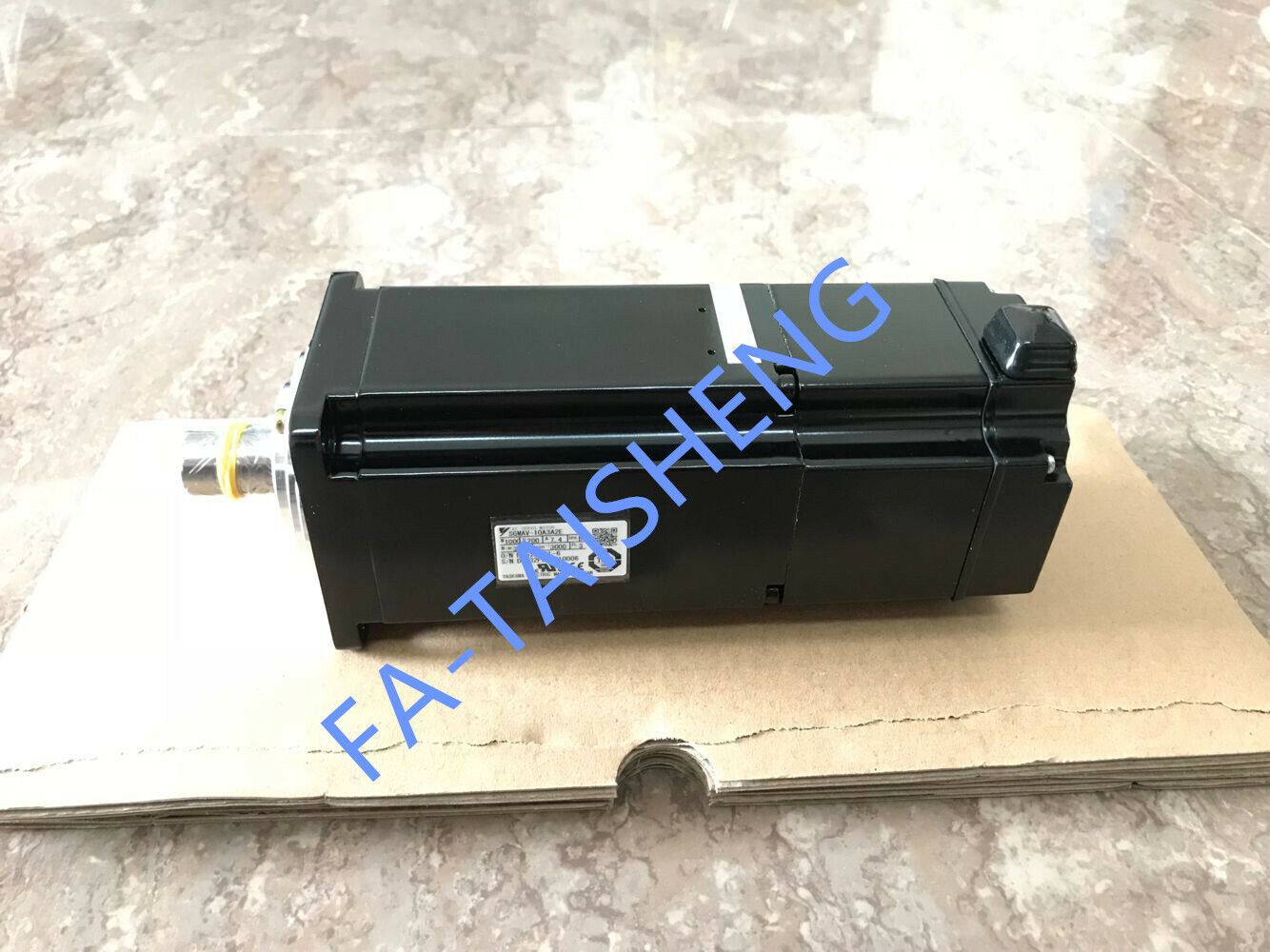 NEW YASKAWA AC SERVO MOTOR SGMAV-10A3A2E SGMAV10A3A2E FREE EXPEDITED SHIPPING