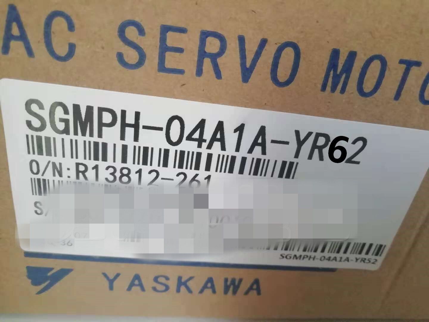 NEW ORIGINAL YASKAWA AC SERVO MOTOR SGMPH-04A1A-YR62 FREE EXPEDITED SHIPPING