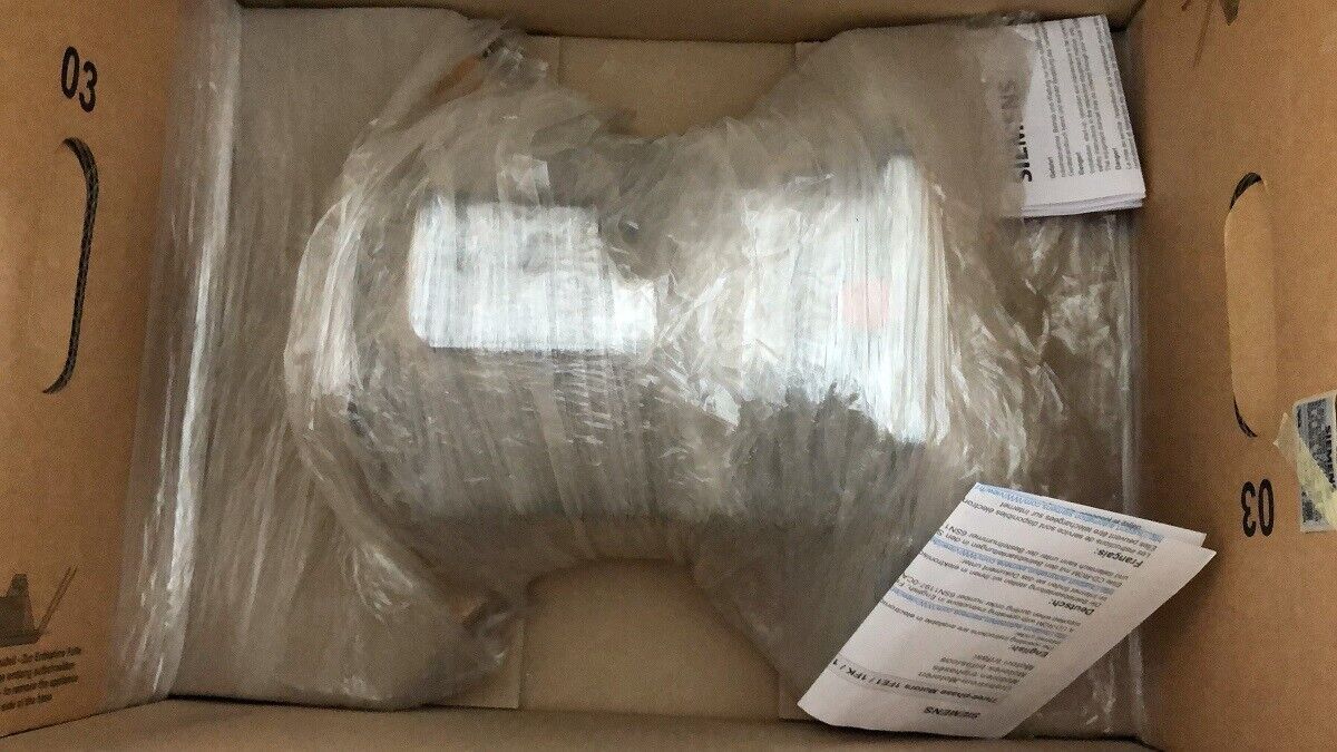 SIEMENS AC SERVO MOTOR 1FK7083-5AF71-1KG5 NEW ORIGINAL FREE EXPEDITED SHIPPING