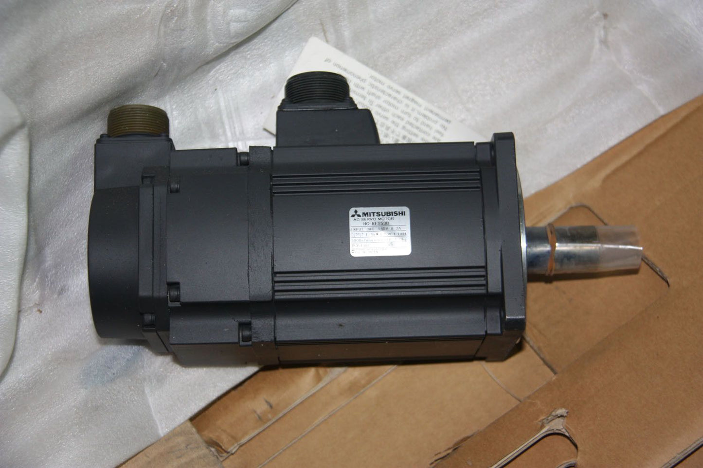 NEW ORIGINAL MITSUBISHI AC SERVO MOTOR HC-RF153B FREE EXPEDITED SHIPPING