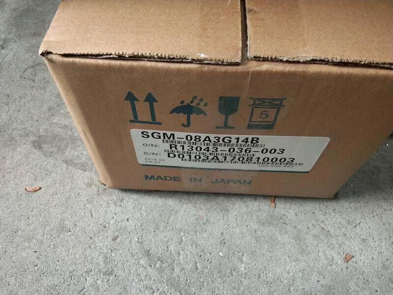 YASKAWA AC SERVO MOTOR SGM-08A3G14B  SGM08A3G14B  NEW FREE EXPEDITED SHIPPING