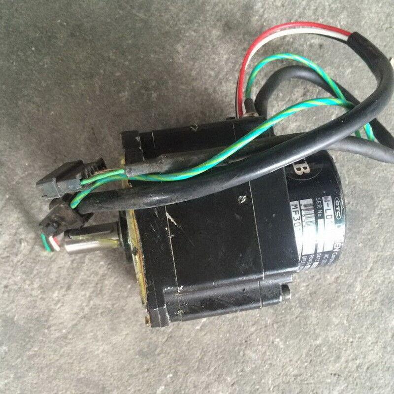 USED 1PC OTC AC SERVO MOTOR W-L01021 MF301NS302KSN10 FREE EXPEDITED SHIPPING