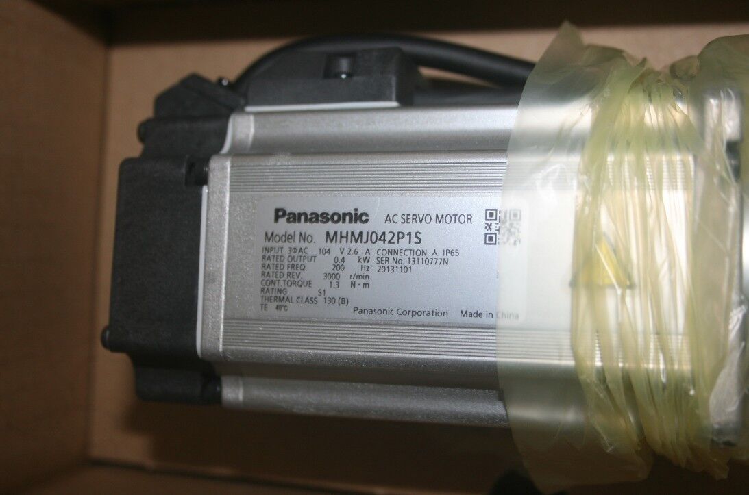 NEW ORIGINAL 1PC PANASONIC AC SERVO MOTOR MHMJ042P1S FREE EXPEDITED SHIPPING