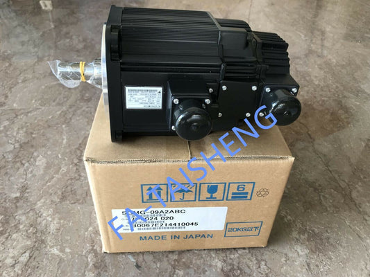 1PC NEW YASKAWA AC SERVO MOTOR SGMG-09A2ABC SGMG09A2ABC EXPEDITED SHIPPING