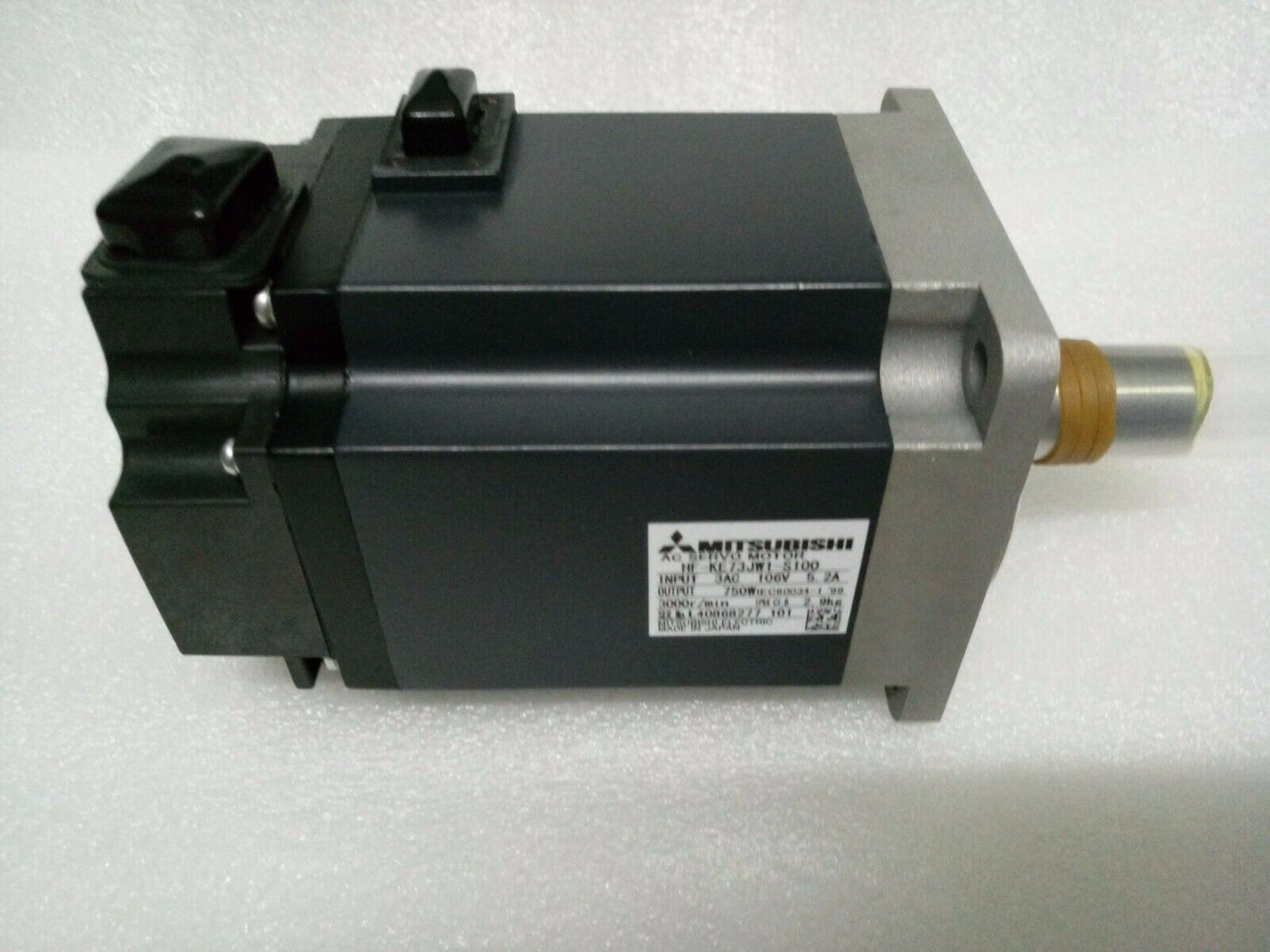 NEW MITSUBISHI AC SERVO MOTOR HF-KE73JW1-S100 HFKE73JW1S100 FREE EXPEDITED SHIP