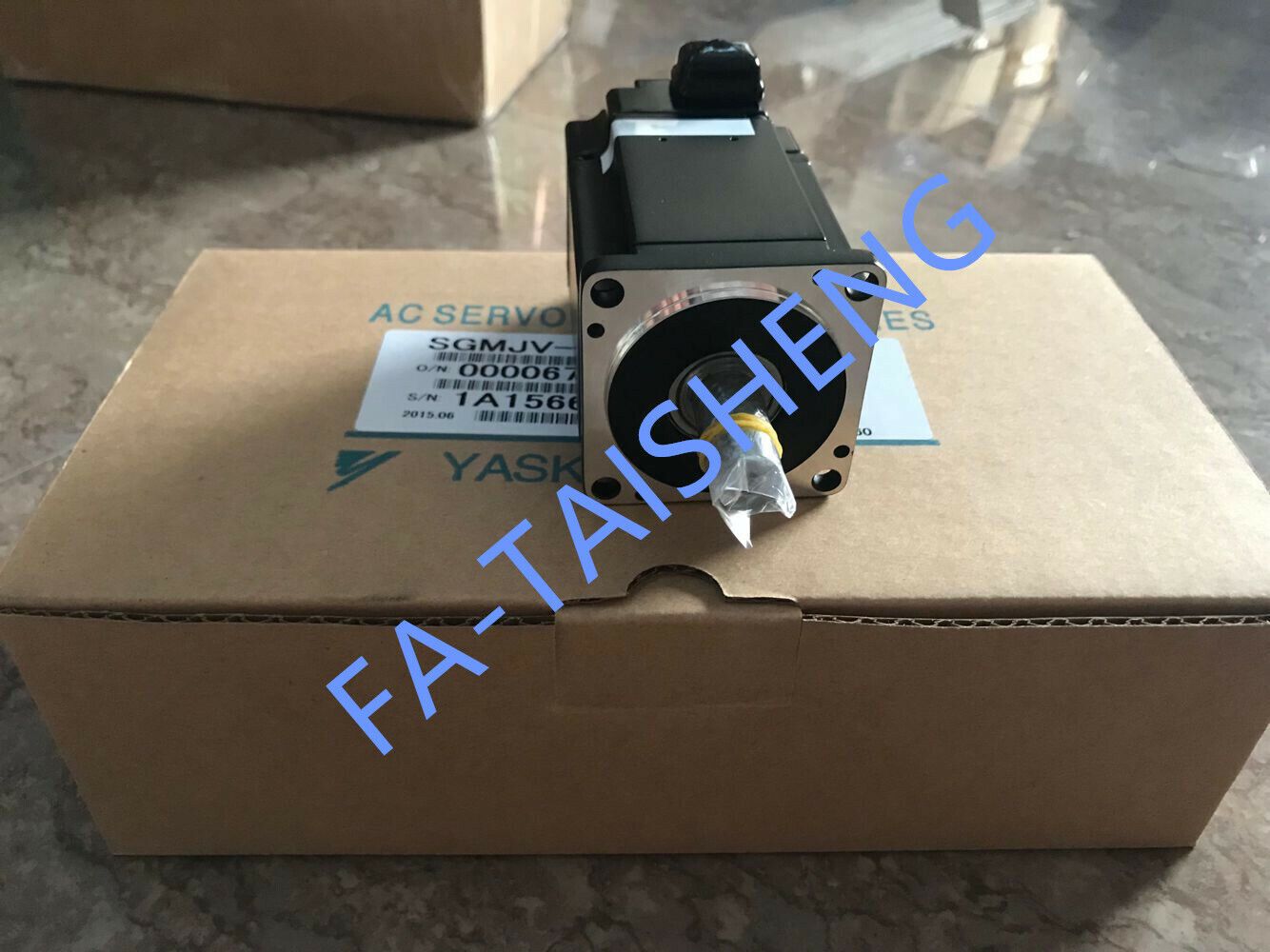 1PC YASKAWA AC SERVO MOTOR SGMJV-04ADL21 SGMJV04ADL21 NEW FREE EXPEDITED SHIP