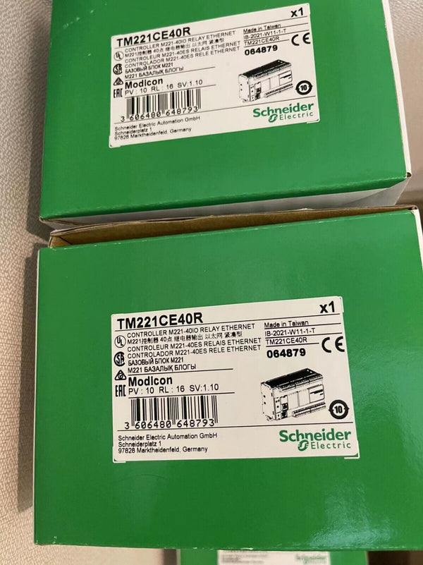 1PC TM221CE40R PLC Module TM221CE40R New In Box Expedited Shipping